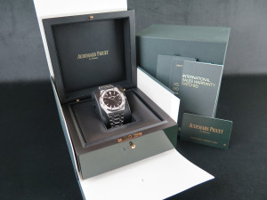 Audemars Piguet Royal Oak Selfwinding Black Dial 15500ST.OO.1220ST.03