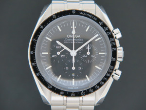 Omega Speedmaster Professional Moonwatch Co-Axial Master Chronometer NEW