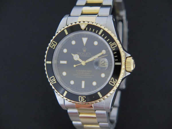 Rolex - Oyster Perpetual Submariner Date Black