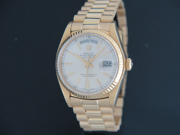 Rolex - Day-Date Yellow Gold 18038