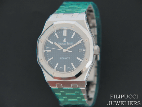 Audemars Piguet - Royal Oak 15450ST.OO.1256ST.03 Blue Dial NEW