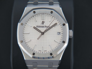 Audemars Piguet Royal Oak Selfwinding 15500ST.OO.1220ST.04 Silver Dial NEW 