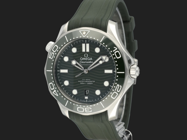 Omega - Seamaster Diver 300M Co-Axial Master Chronometer Green Dial 21032422010001 NEW