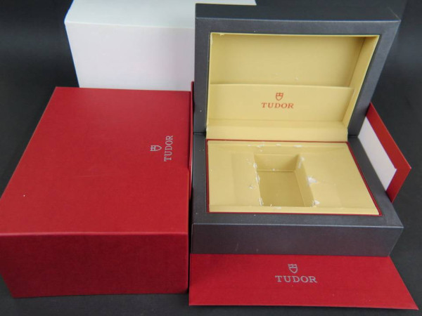 Tudor - Box Set