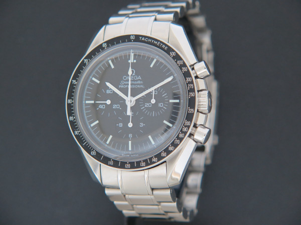 Omega - Speedmaster Professional Moonwatch 35.70.50.00