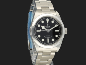 Tudor Black Bay 32 Black Dial 79580 99% NEW  