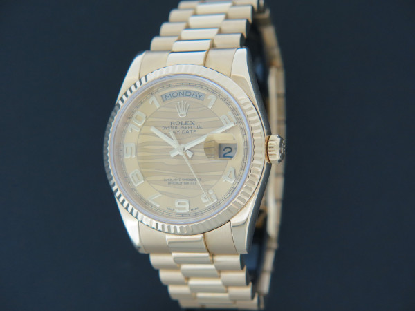 Rolex - Day-Date Yellow Gold Arab Wave Dial 118238