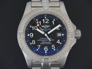 Breitling Avenger Seawolf Titanium