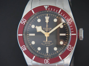 Tudor Heritage Black Bay Red NEW