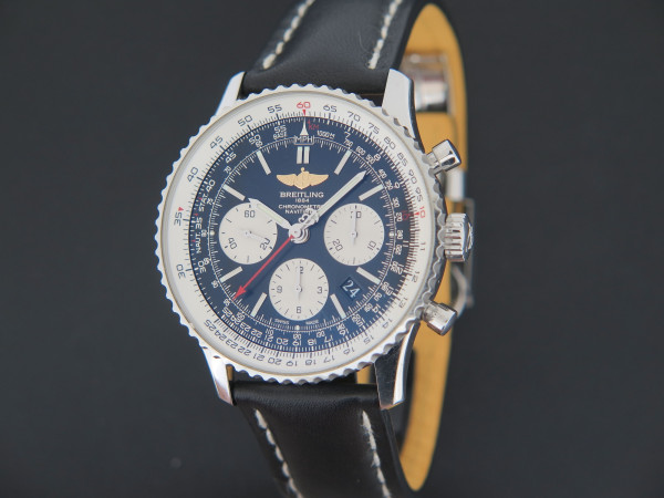 Breitling - Navitimer 01 Black Dial AB012012