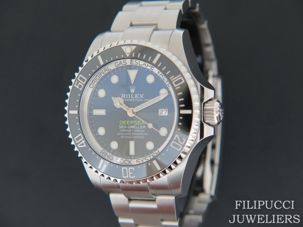 Rolex - Sea-Dweller Deepsea D-Blue James Cameron 126660 NEW 