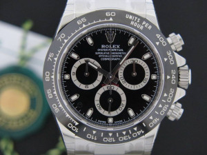 Rolex Cosmograph Daytona 116500LN NEWEST MODEL NEW