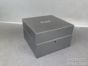 Piaget Box