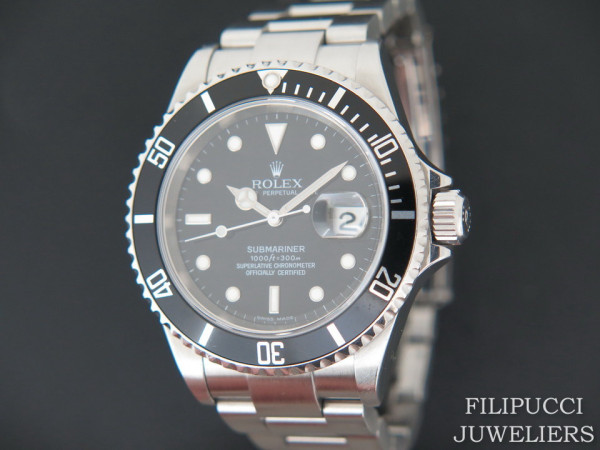 Rolex - Submariner Date 16610