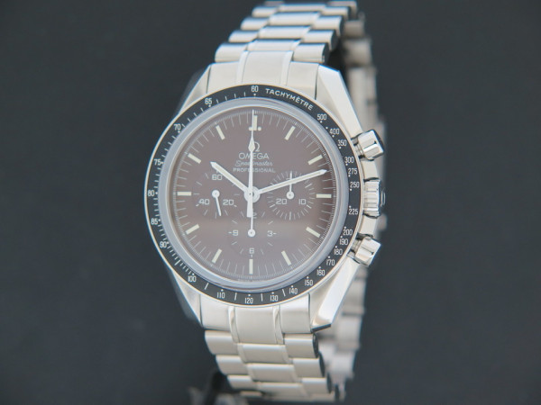 Omega - Speedmaster Professional Moonwatch Sapphire Brown Dial NOS