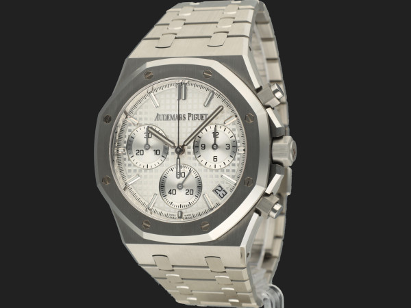 Audemars Piguet - Royal Oak Selfwinding Chronograph Silver Dial 26240ST NEW