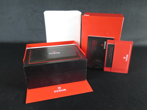 Tudor Box Set with Manuals and Card Holder
