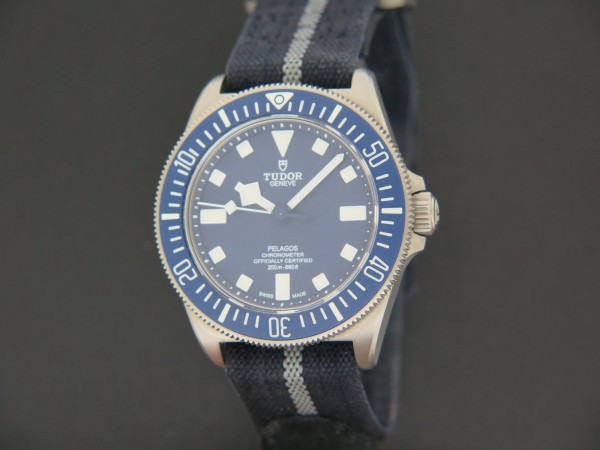 Tudor - Pelagos FXD Marine Nationale MN21 25707B/21