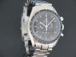 Omega Speedmaster Professional Moonwatch NEW 31130423001005