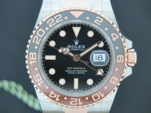 Rolex GMT-Master II EVEROSEGOLD / STEEL NEW 126711CHNR   