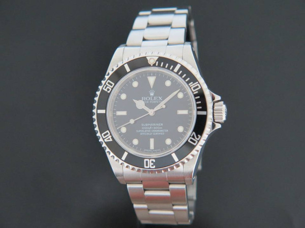 Rolex - Oyster Perpetual Submariner No Date Four Lines
