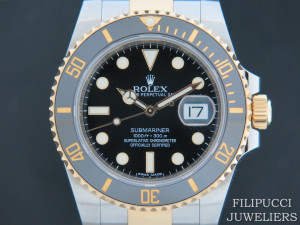 Rolex Submariner Date Gold/Steel 116613LN     