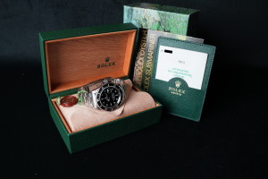 Rolex Submariner Date 16610