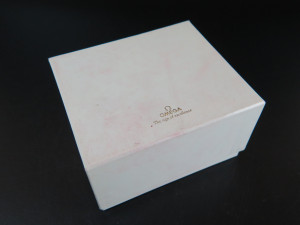 Omega Box Set With Cardholder