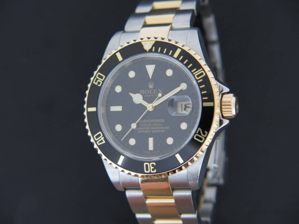 Rolex - Submariner Date Gold/Steel 16613