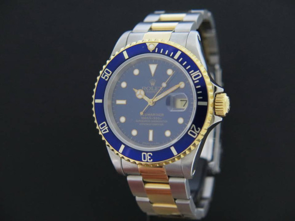 Rolex - Oyster Perpetual Date Submariner Gold/Steel