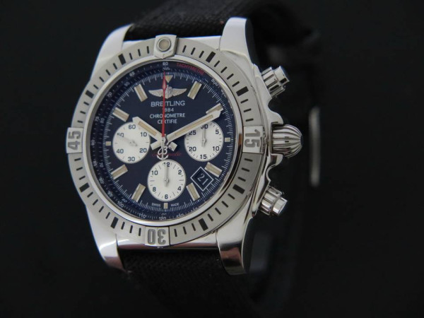 Breitling - Chronomat 44 Airborne