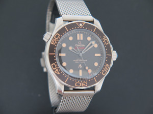 Omega Seamaster Diver 300M 007 Edition 210.90.42.20.01.001