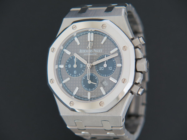 Audemars Piguet - Royal Oak Selfwinding Chronograph  Grey Dial 41MM  