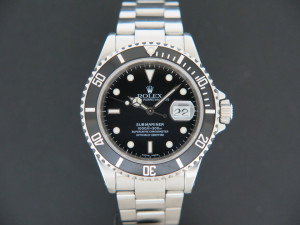 Rolex Submariner Date 16610 Y-serial