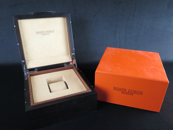 Roger Dubuis - Box Set