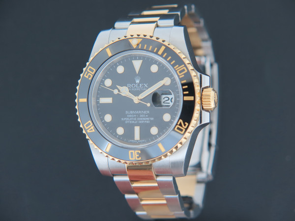 Rolex - Submariner Date Gold/Steel 116613LN