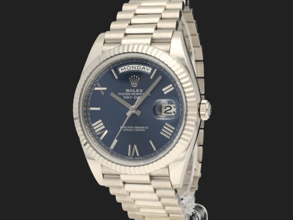 Rolex - Day-Date 40 White Gold Blue Roman Dial 228239