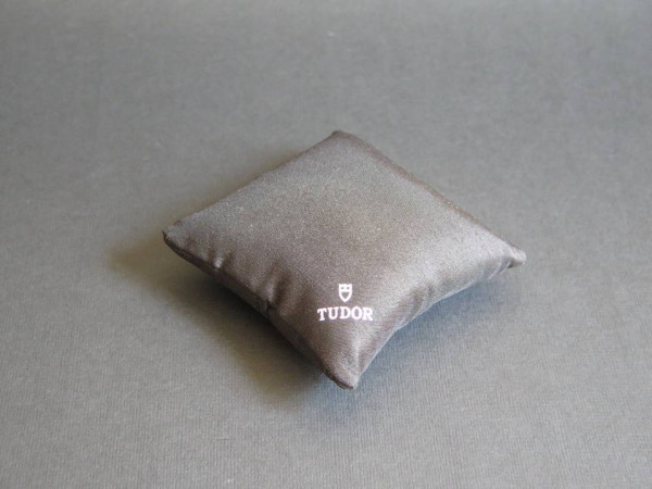 Tudor - Display Pillow