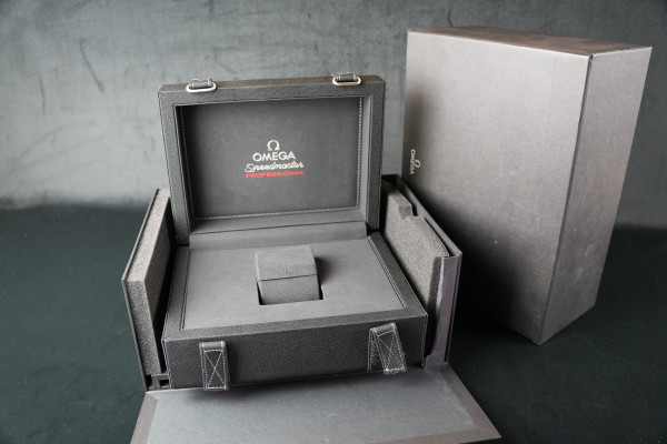 Omega - Speedmaster Professional Box Set 