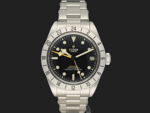 Tudor Black Bay Pro 79470