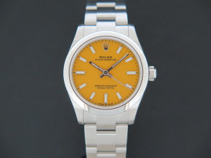 Rolex Oyster Perpetual 31 Yellow Dial 277200 NEW