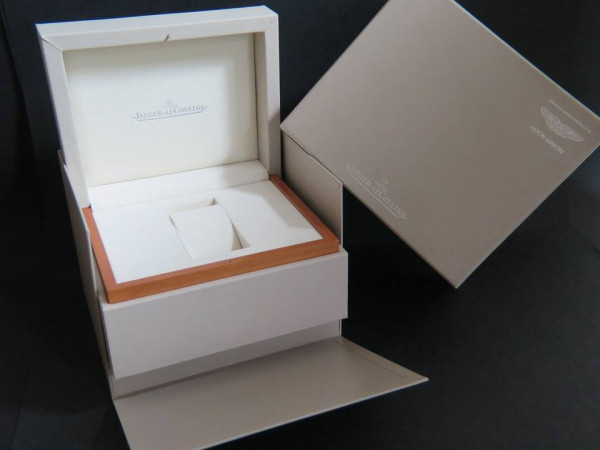 Jaeger-LeCoultre - Box