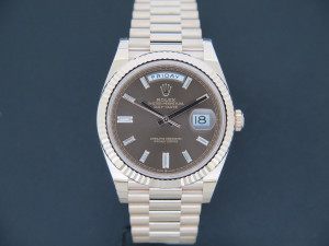 Rolex Day-Date 40 Everose Gold Baguette Chocolate Dial 228235 NEW 