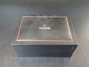 Tudor Box