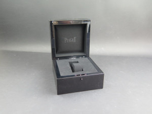 Piaget Box