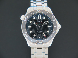 Omega Seamaster Diver 300M Co-Axial Master Chronometer NEW 21030422001001