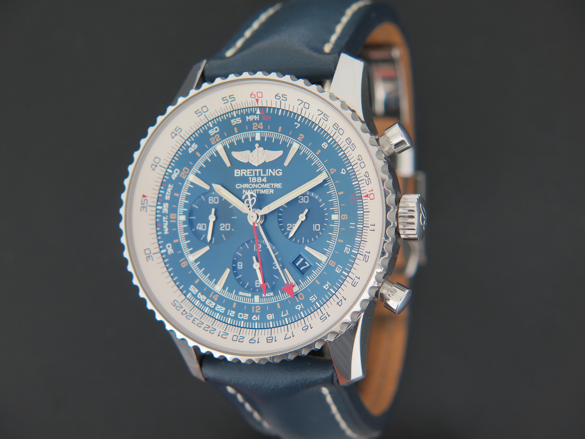 Breitling Navitimer World GMT Blue Dial Aurora Limited Edition AB04411A C937 Uhren Filipucci Juwelers
