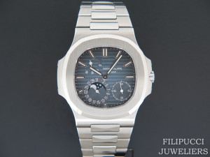 Patek Philippe Nautilus 5712/1A