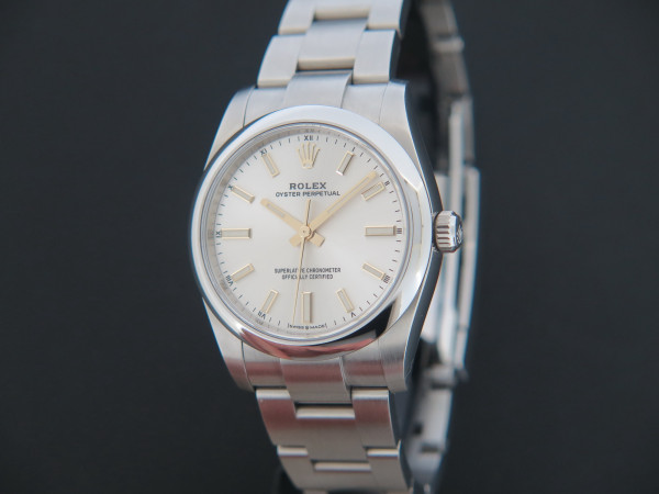 Rolex - Oyster Perpetual 34 Silver Dial 124200