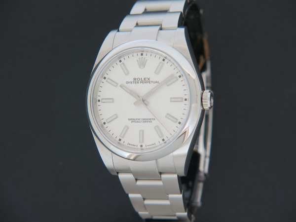 Rolex - Oyster Perpetual 39 White Dial 114300